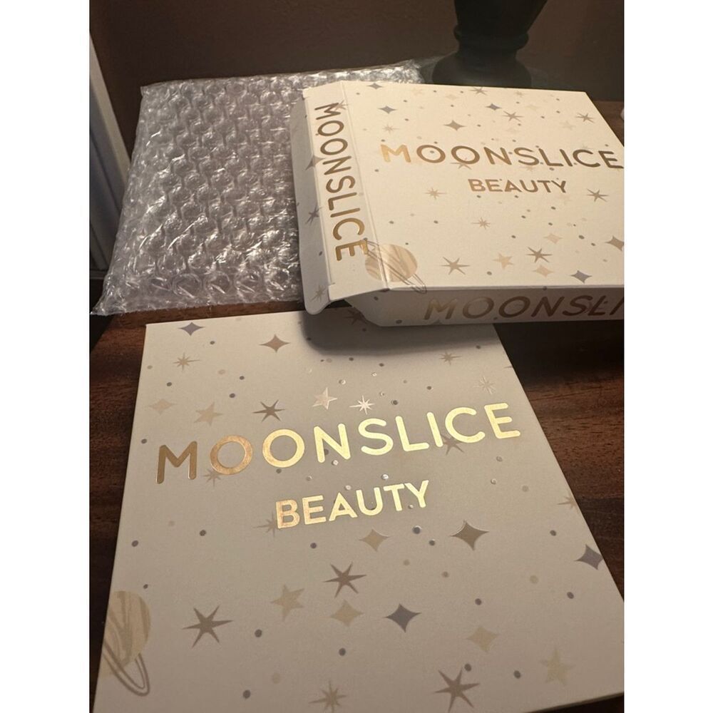 Moonslice Beauty blush palette - BNIP - Picture 2 of 7